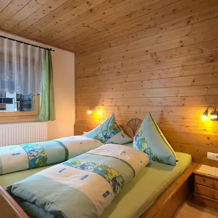 アパート Haus Ronna